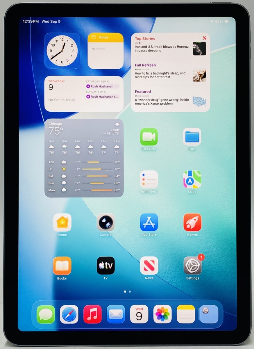 2025 Apple iPad Air 11" M3 128GB A3266 - Space Gray (UD3049083)