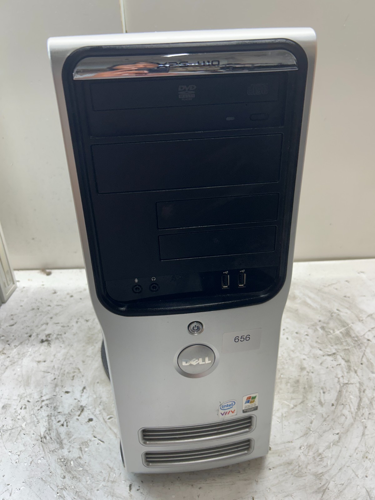 Dell XPS 410 Intel Core 2 Duo E6300 1.86GHz 2.5GB NO HDD