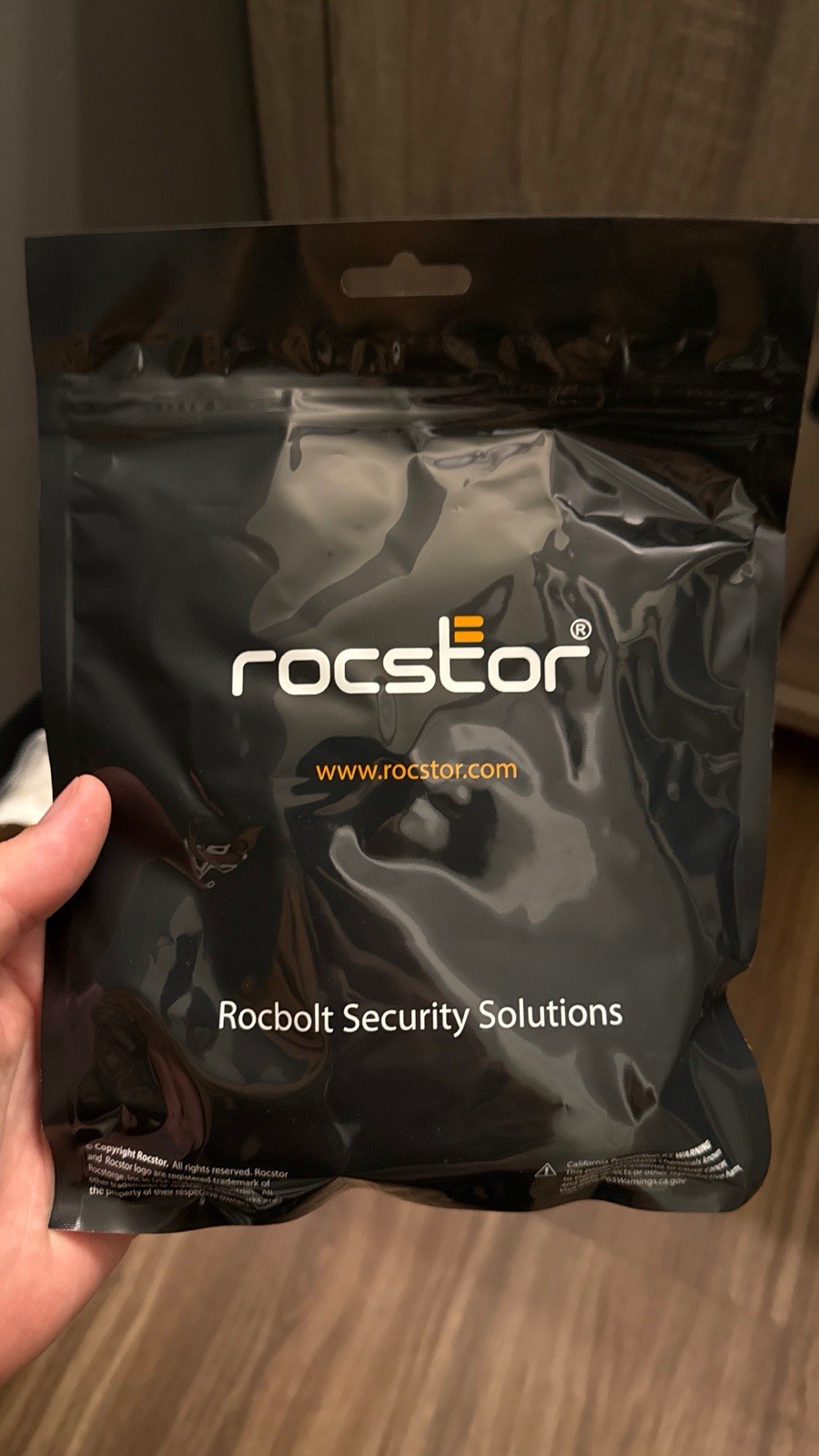 Rocstor Y1RB008-B12ROCBOLT N19 SLIM CABLE WITH KEYED LOCK-SLIM HEAD NANO SLOT