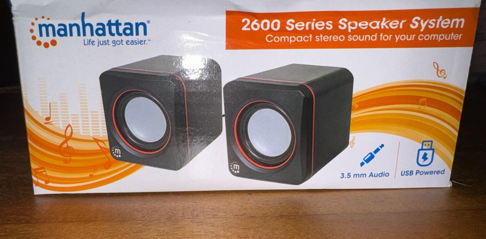 Manhattan 2600 Series Speaker System Compact Stereo Sound USB Powered