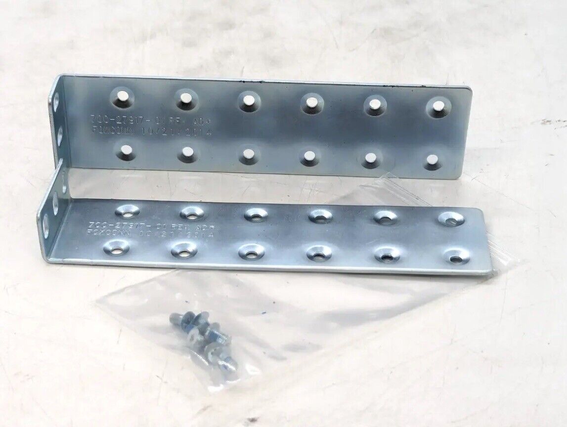 1 pair NEW N3K-C3064-ACC-KIT FRONT Rack Mount ONLY For CISCO