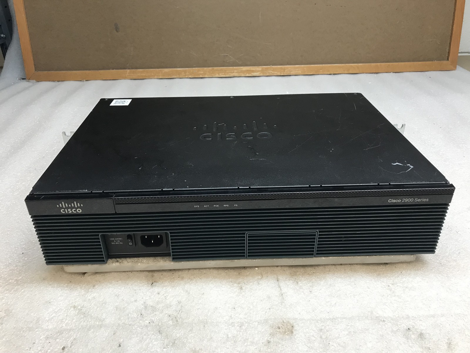 Cisco 2911 CISCO2911/K9 Integrated IP Services Router w/ Power Cord
