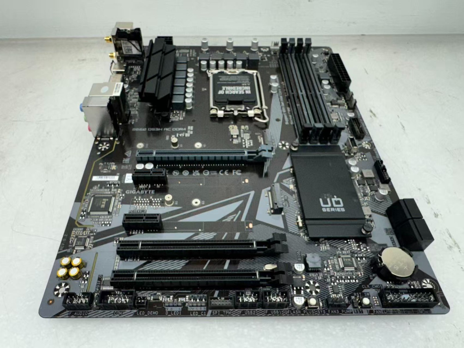 GIGABYTE B660 DS3H AC DDR4 Intel LGA 1200 ATX Motherboard