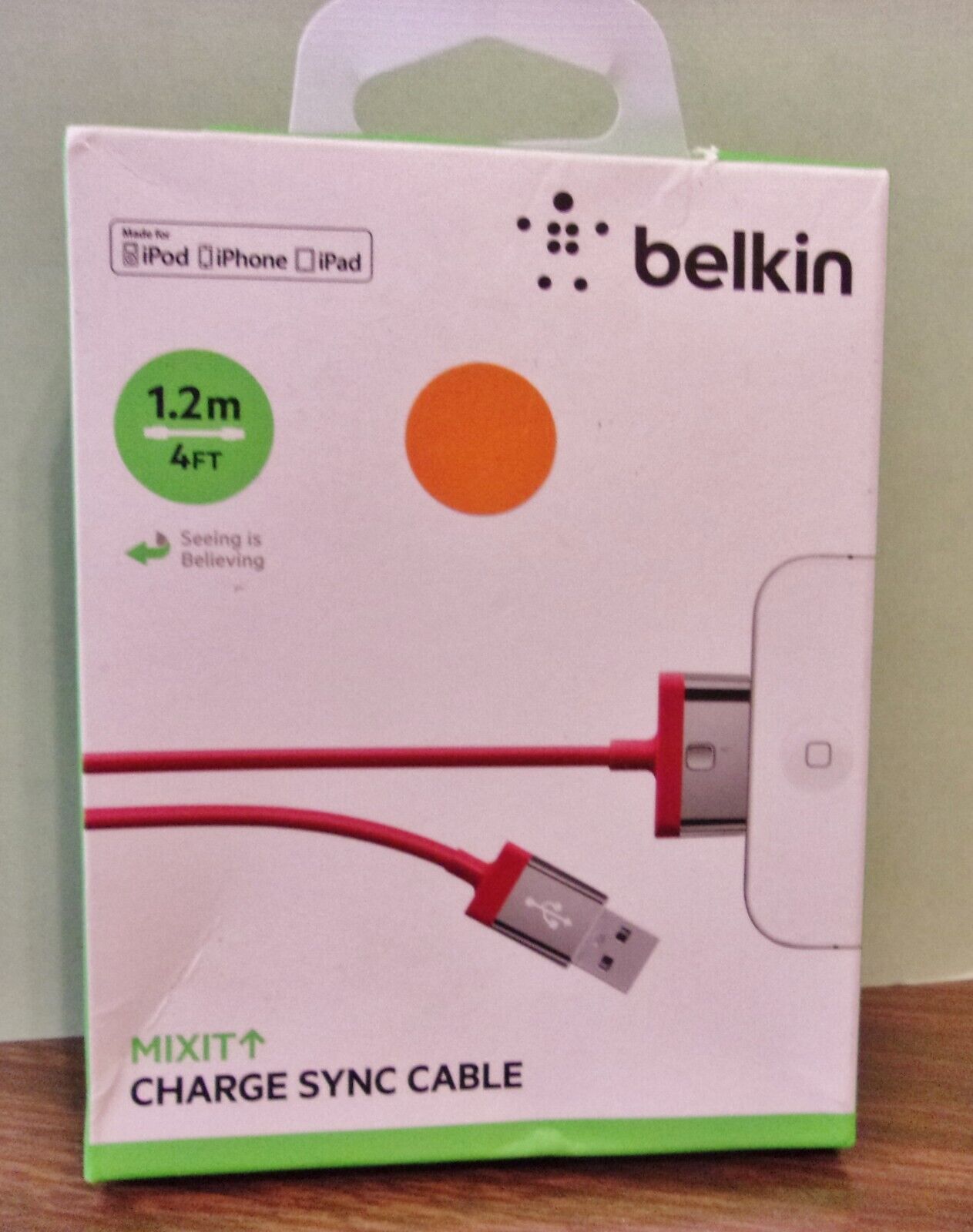 Belkin Mixit Charge Sync Cable 1.2m /4 ft RED (made for  iPod, iPhone, iPad) NEW