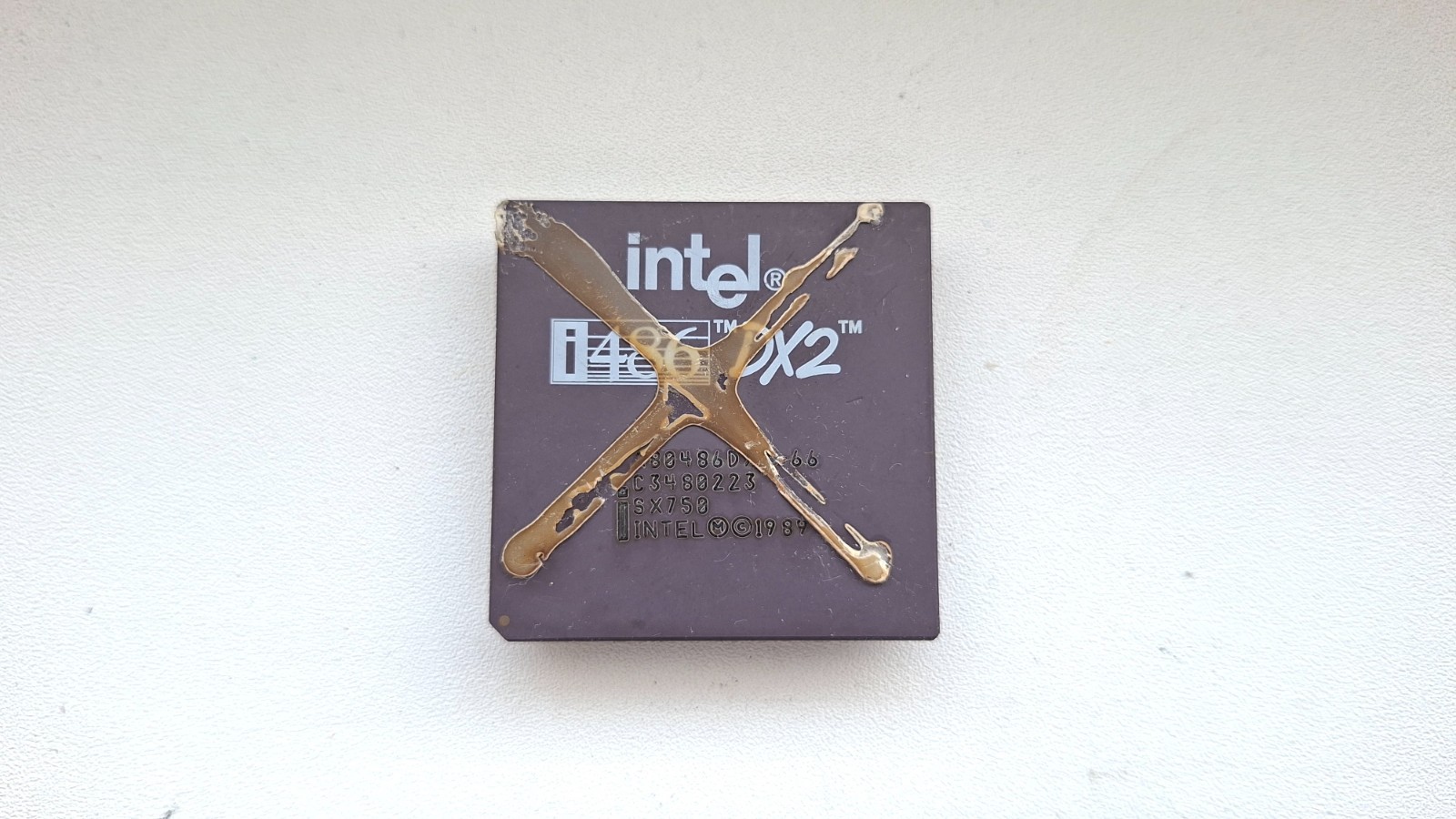 486DX2-66 Intel A80486DX2-66 SX645 SX750 SX807 SX911 SX955 486 Vintage CPU GOLD