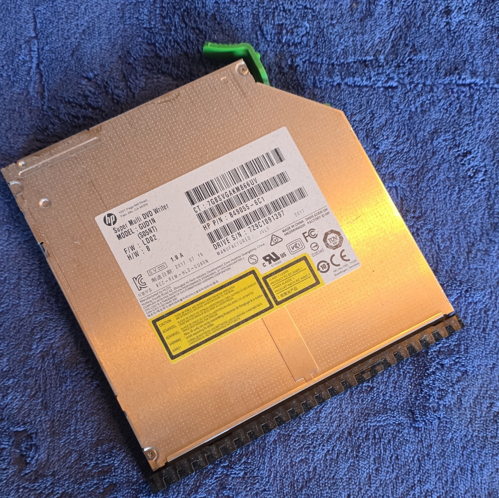 HP GUD1N Super Multi 9.5mm SATA Internal Laptop DVD Writer Silver 849055-6C1