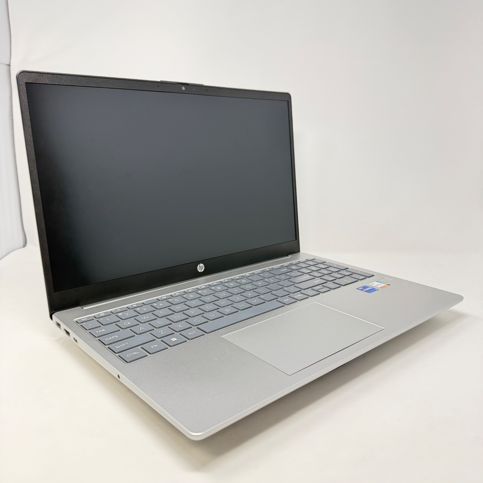 HP 15-FD0099NR  15.6" Laptop 13th Xe Graphics 16GB 512GB SSD Intel  i7-1355U