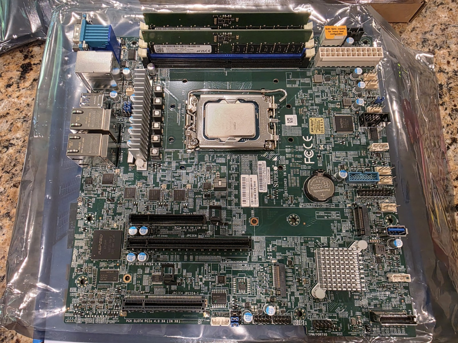 Forbidden Router Supermicro X13SCH-LN4F Xeon E-2433 32GB ECC DDR5 X710-DA4 