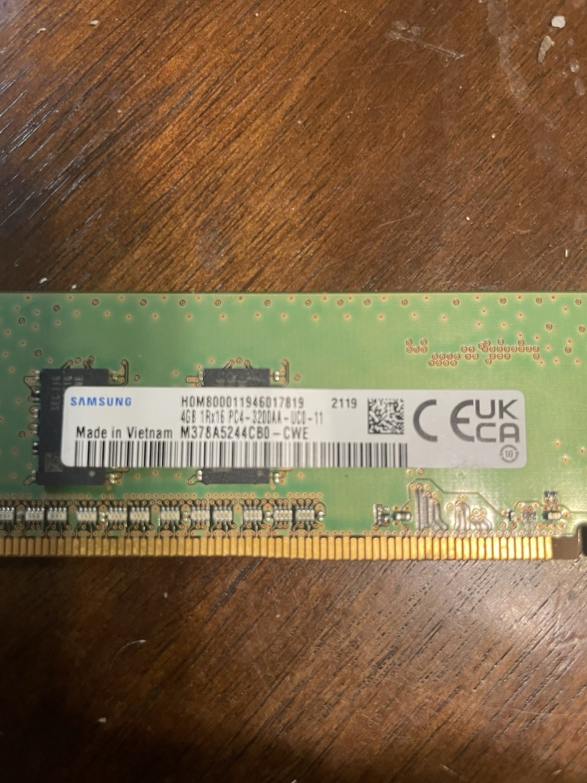 4GB 1Rx16 PC4-3200AA-UC0-11 M378A5244CB0-CWE Samsung Desktop RAM.