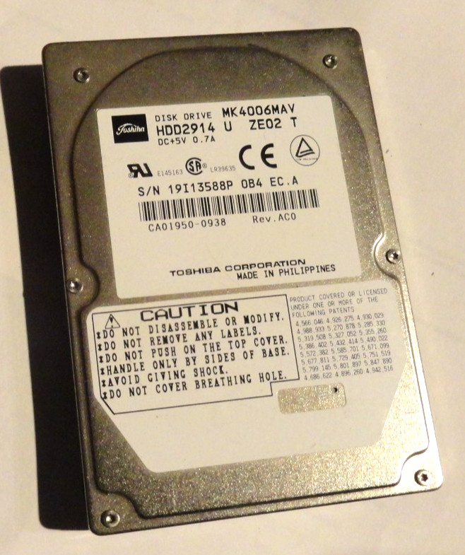 VINTAGE TOSHIBA MK4006MAV - 4.1GB 4.2K IDE 2.5" Hard Disk Drive HDD2914  U ZE02