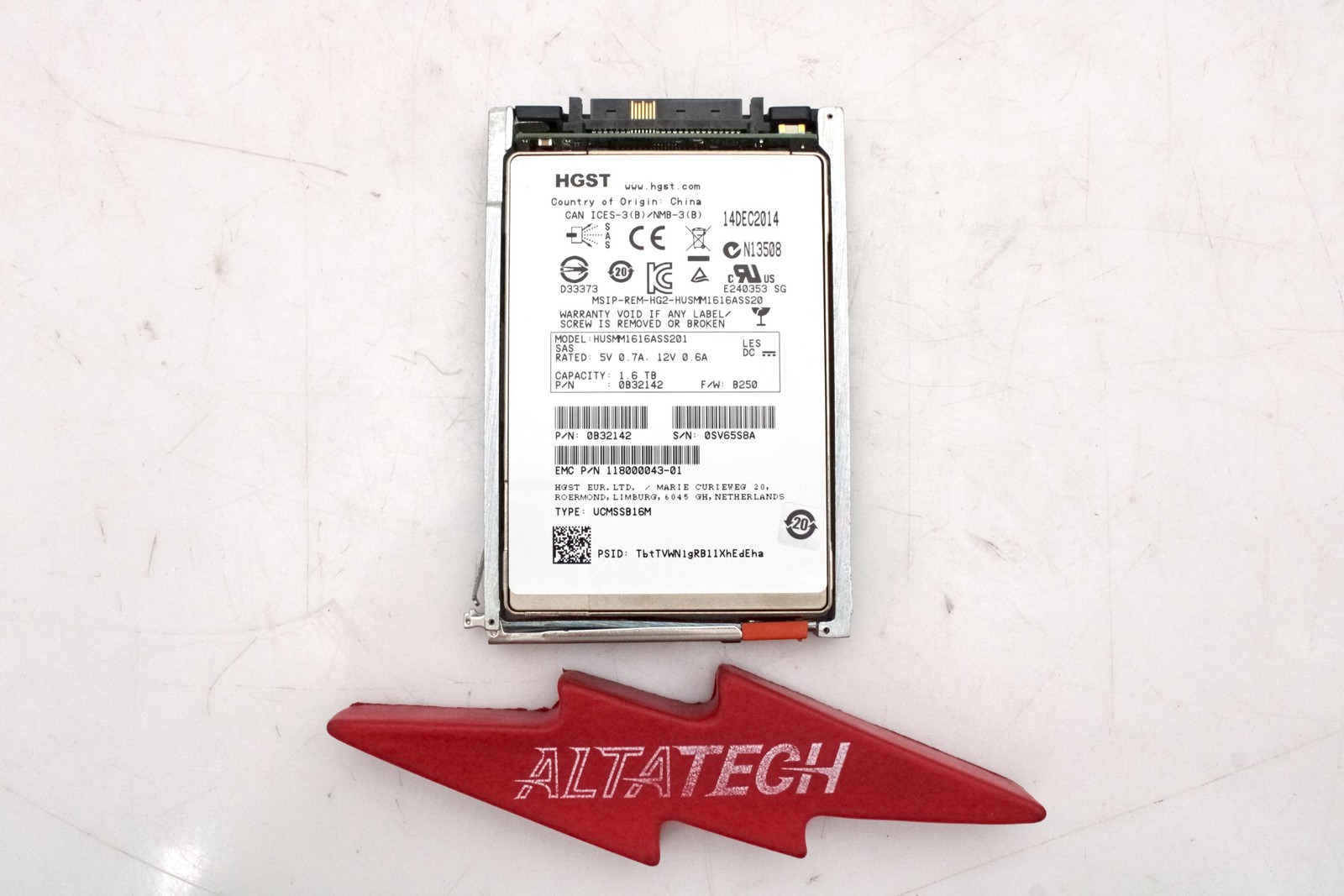 EMC 005051102 1.6TB SSD SAS 2.5 12G XTREMIO w/ Tray