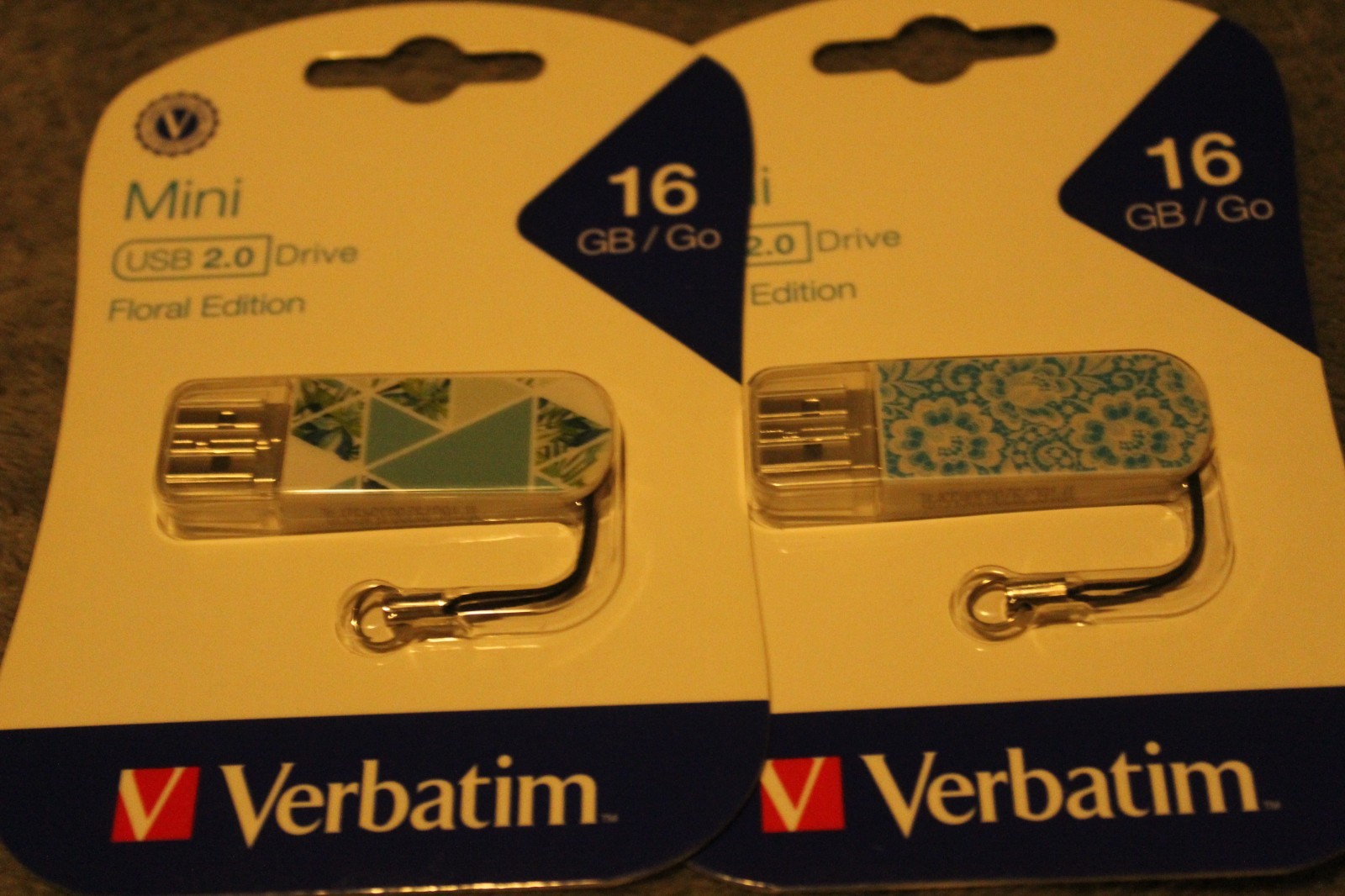 Two Mini USB 2.0 Drive 16 GB/Go new Floral Edition