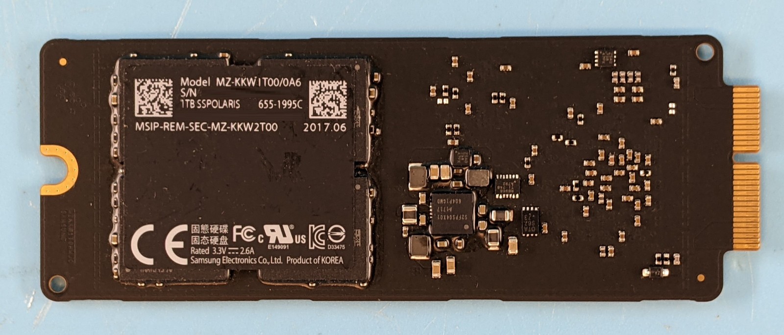 Apple 655-1995C Samsung MZ-KKW1T00/0A6  1TB PCI-E 3.0 x4 12+16 Flash Drive