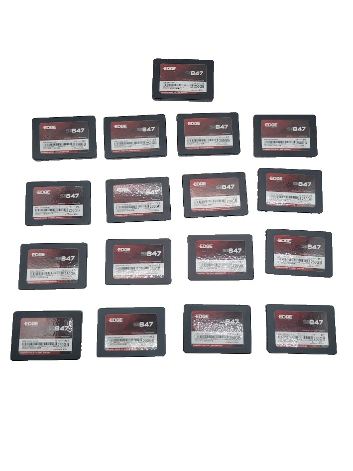 Lot of 17 EDGE Memory SE847-V SSD 2.5'' 256GB SATA Solid StateDrive