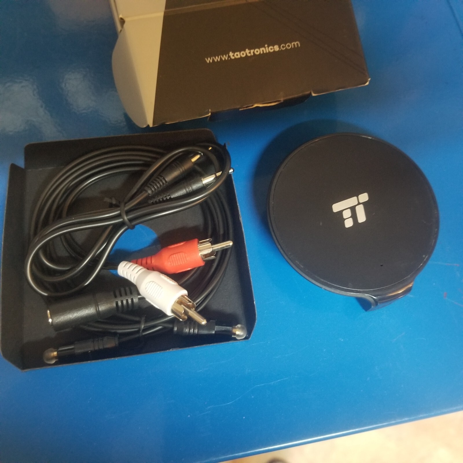TaoTronics Bluetooth transmitter adapter Bluetooth 4.1 transmitter wireless