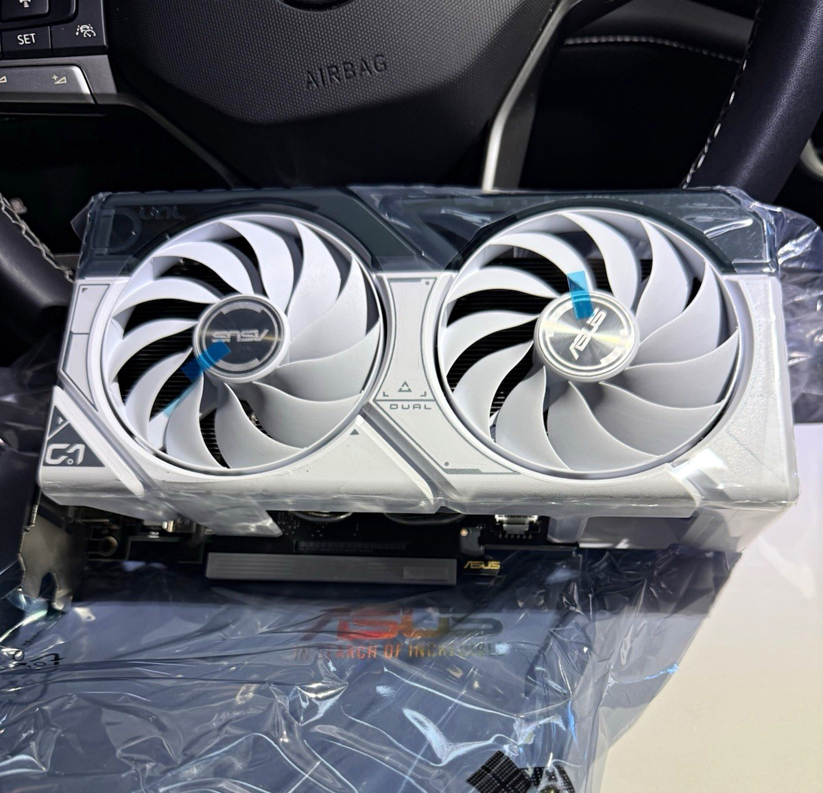 ASUS Dual GeForce RTX 4060 Ti White 8GB GDDR6 Dual Fan Graphics Card