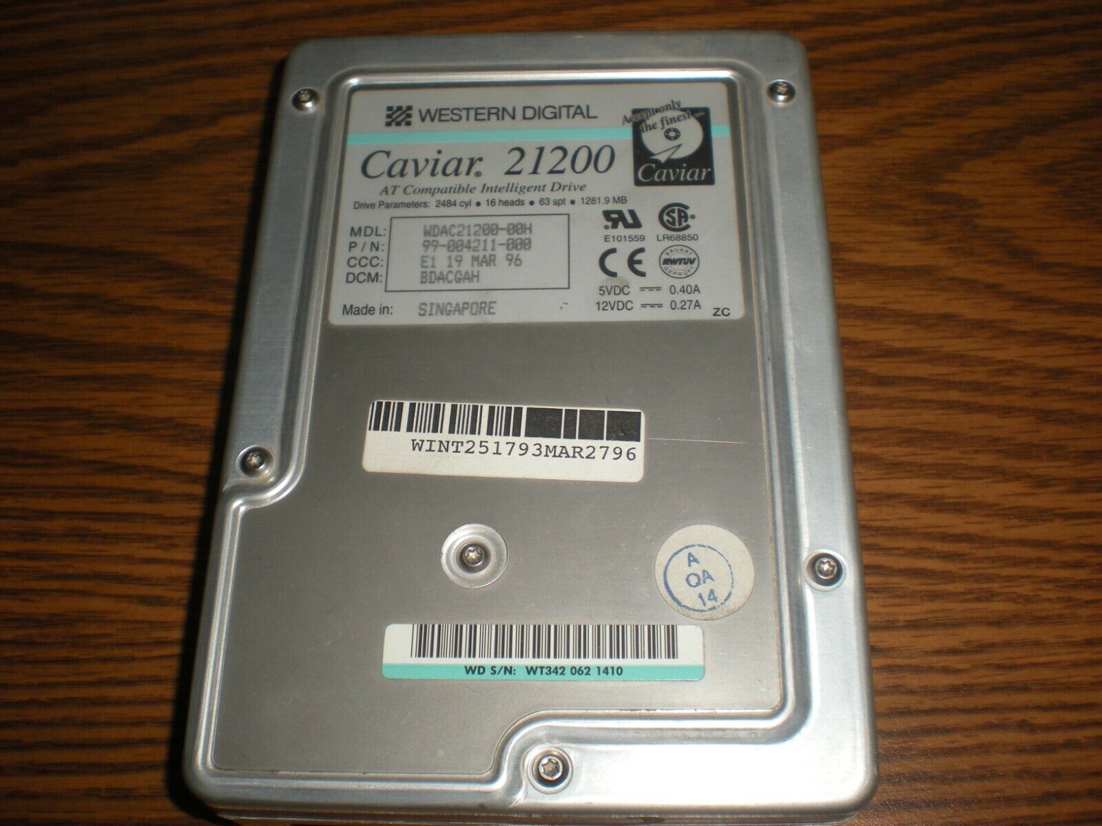 Vintage Hard Drive - Western Digital Caviar 21200 - 1.19 GB - Reformatted NTFS 2