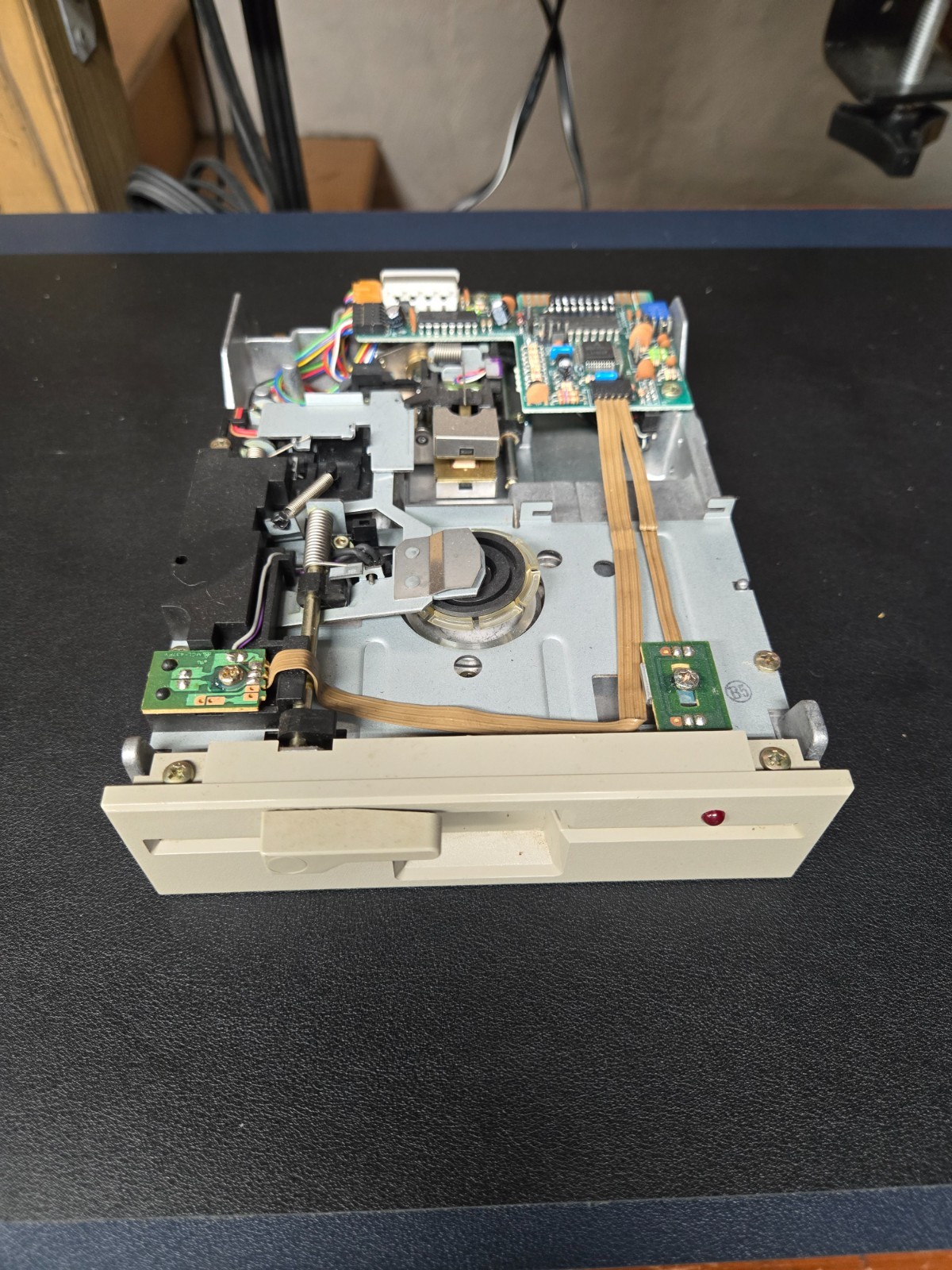 Mitsubishi MF501C-318U Beige 5.25" Floppy Disk Drive VTG 1989 Tested Good