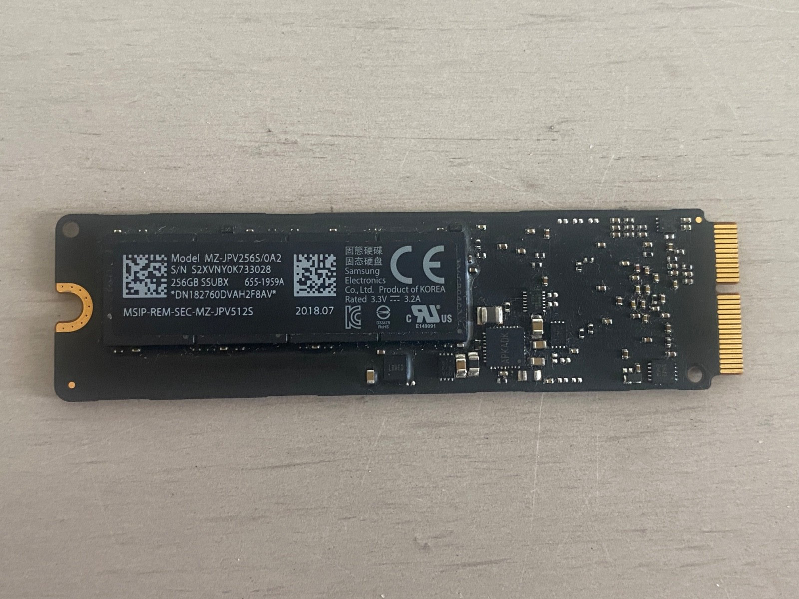 GENUINE Apple MacBook Air Pro A1502 A1398 A1465 Samsung MZ-JPV256S/0A2 SSD 256GB