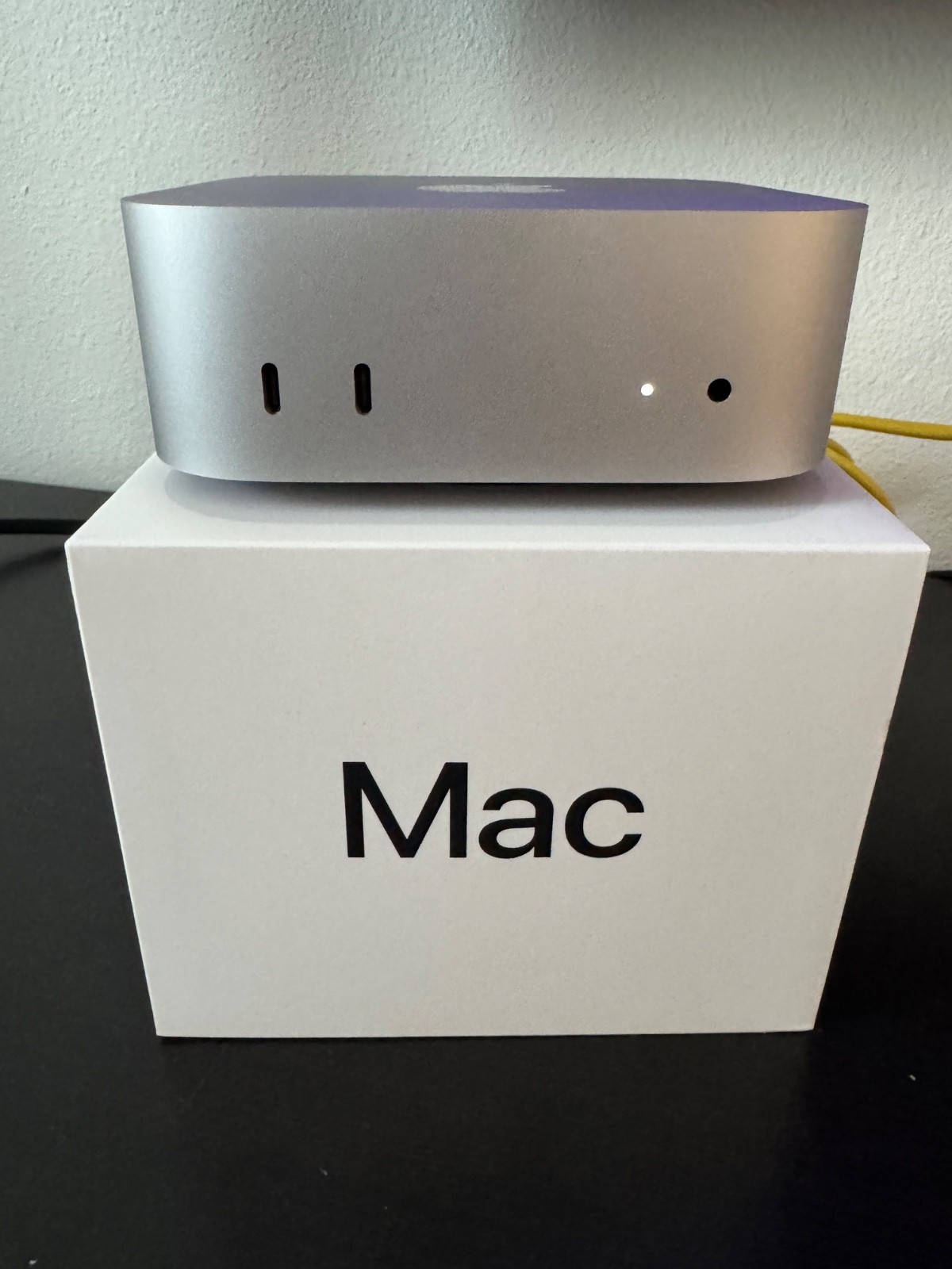 Apple Mac mini 2024 M4 16GB RAM 256GB SSD Silver Excellent Condition