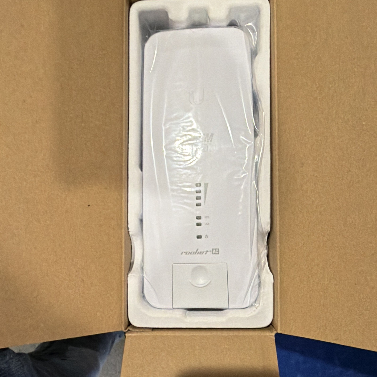 Ubiquiti Rocket Prism 5AC Gen2 Wireless Access Point PoE 500 Mbps RP-5AC-Gen2-US
