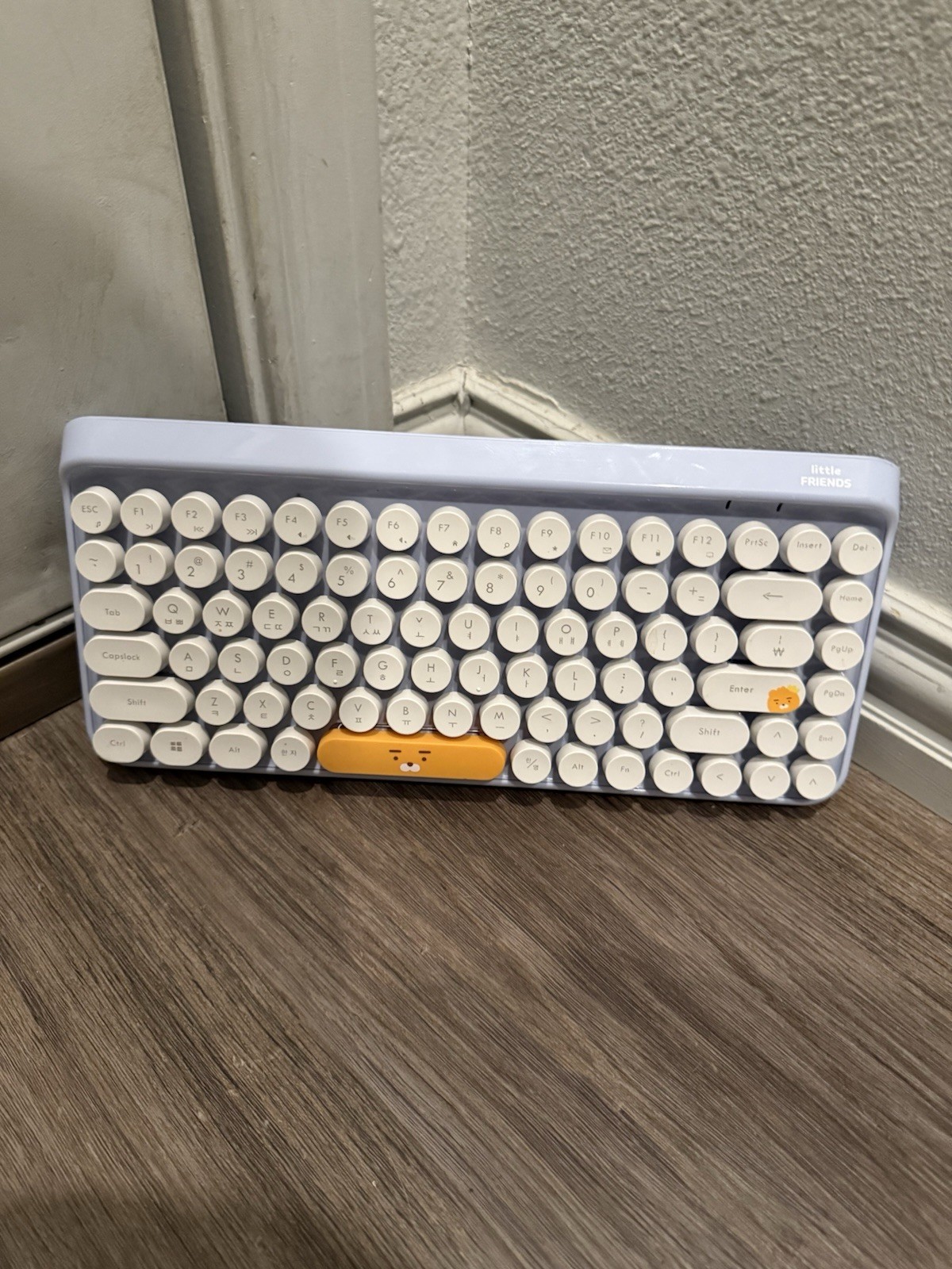 Genuine Kakao Friends Korea Retro Mini Bluetooth Wireless Keyboard RYAN Read Des