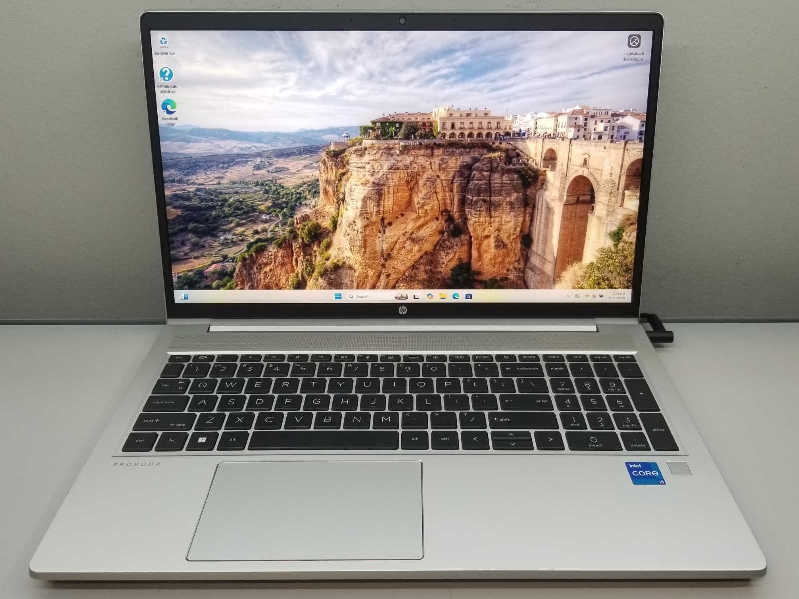 HP ProBook 450 G8 15.6" FHD i5-1135G7 2.4GHz 16GB RAM 512GB NVMe Iris Xe Win11P