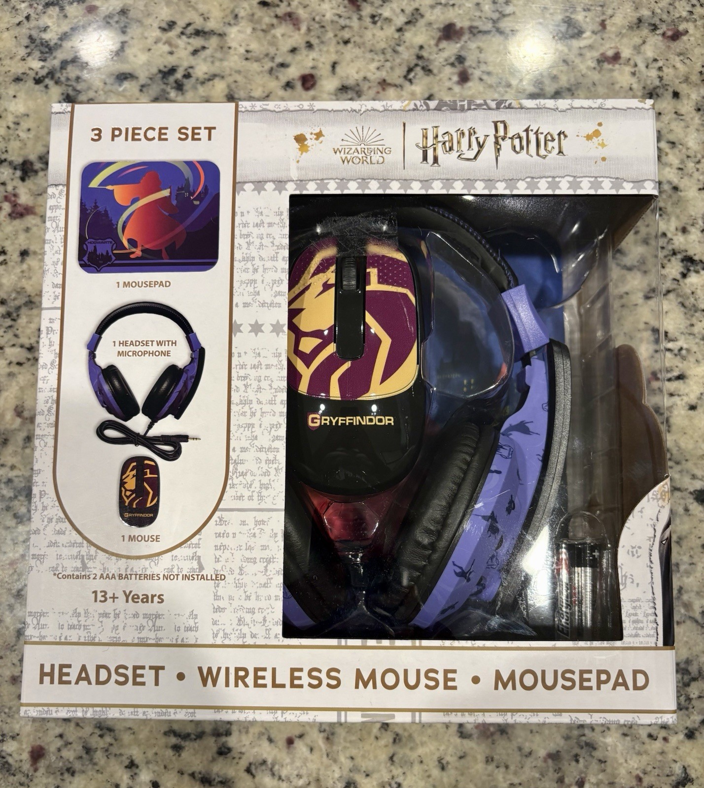 Warner Bros Harry Potter Headset Tech Bundle Headset w/Mic Wireless Mouse + Pad