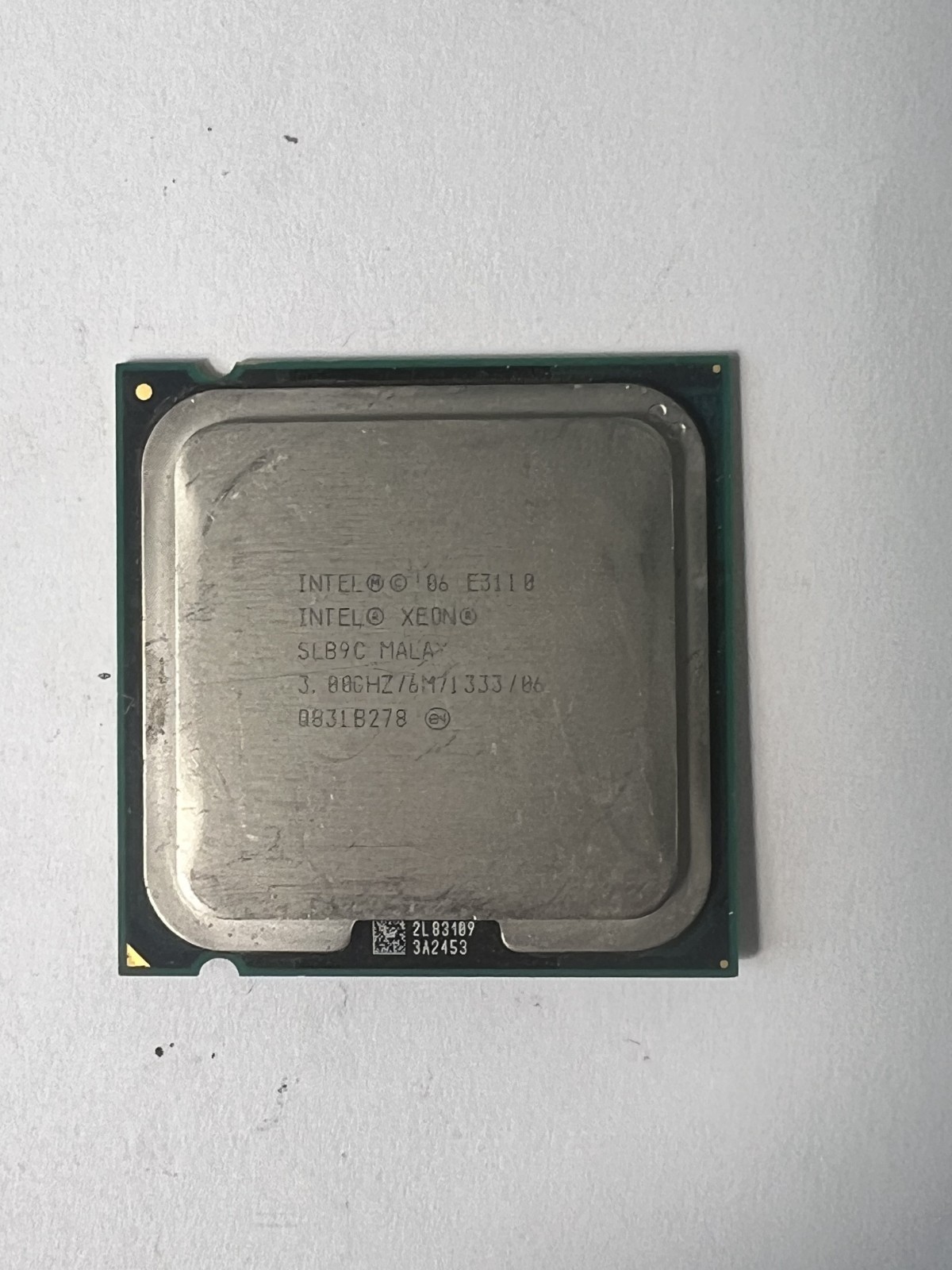 Intel Xeon E3110 3GHz Dual-Core (EU80570KJ0806M) Processor 6MB 1333MHz Malay '06