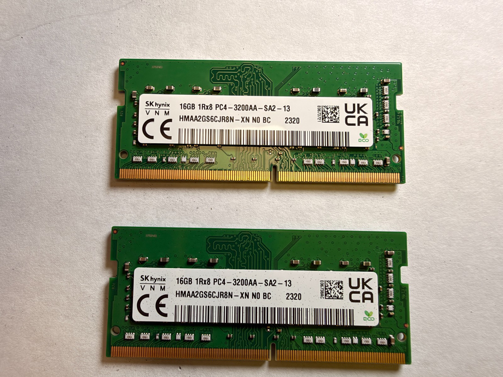 SK hynix 32GB DDR4-3200 SODIMM Kit 2x16GB HMAA2GS6AJR8N Tested