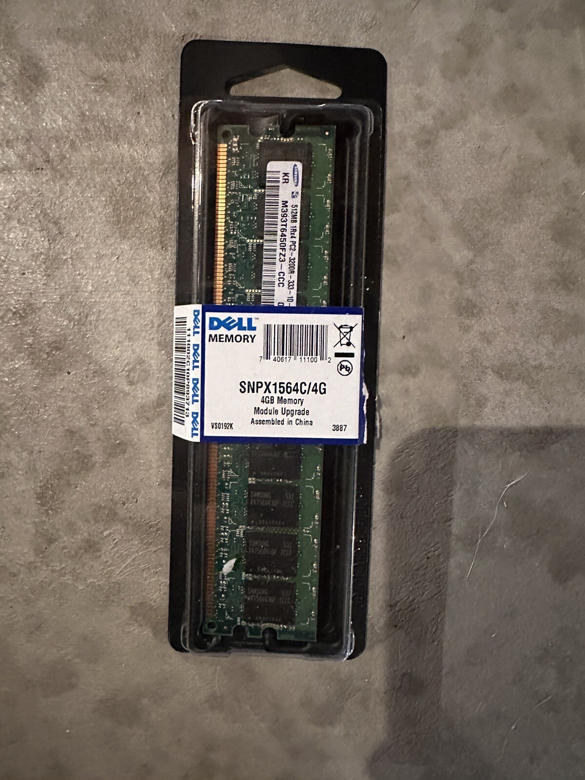 DELL 4GB MEMORY SNPX1564C/4G