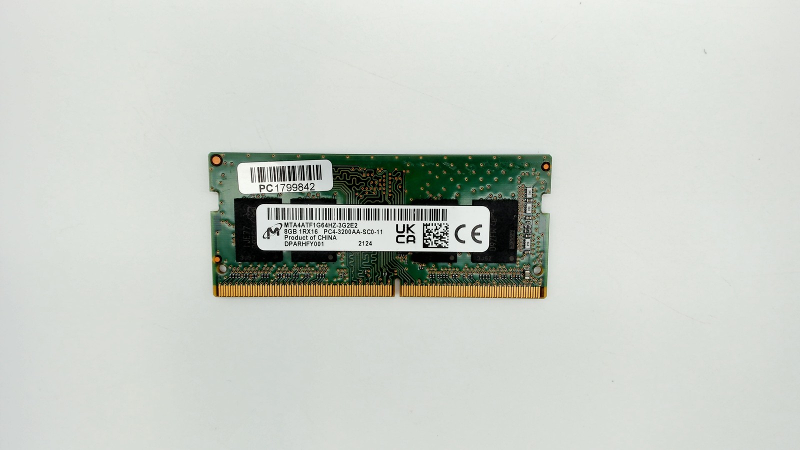 Micron 8GB DDR4 3200MHz PC4-3200AA SODIMM 1Rx16 MTA4ATF1G64HZ-3G2E2