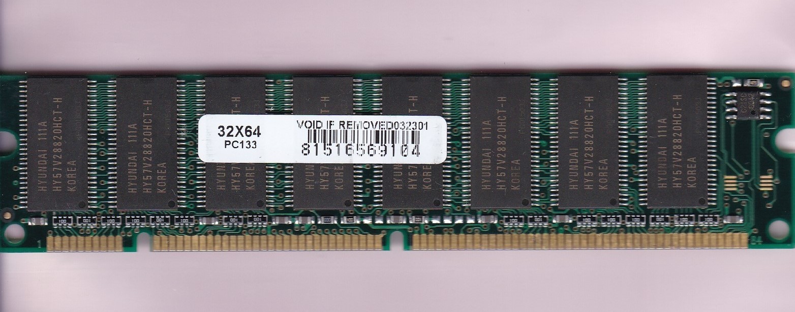 256MB 1x256MB PC-133 HYUNDAI Desktop Memory Stick 32Mx64 PC133 SDRAM Dual Rank
