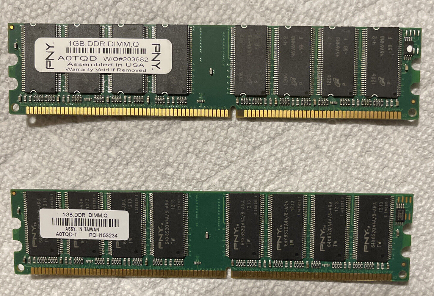 Lot of 2 PNY 1GB DDR DIMM,Q  (Total 2gb)