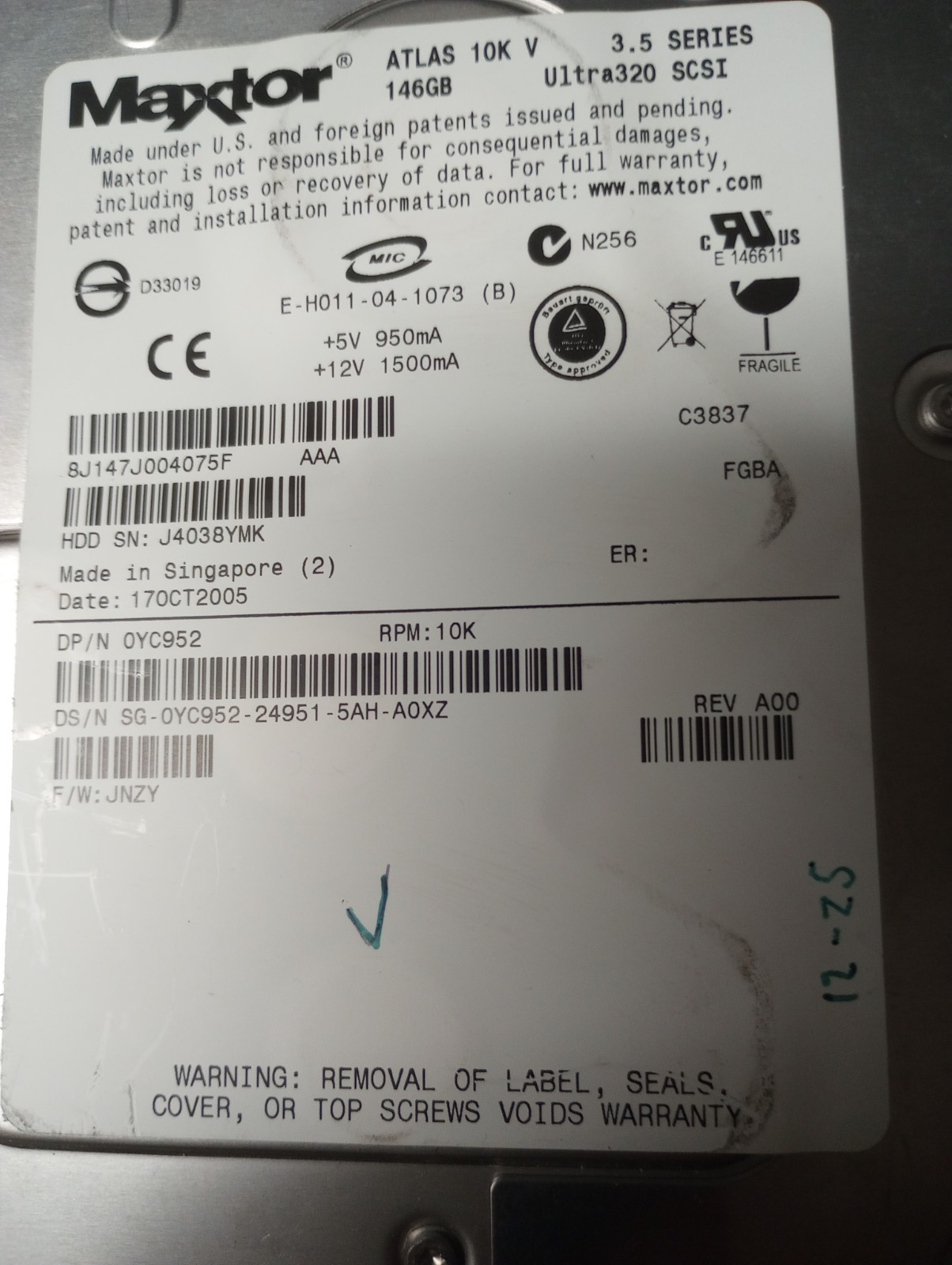 Maxtor 8J147J024075F 146GB ULTRA320 80 PIN SCSI Hard Drive Dell PN 0YC952