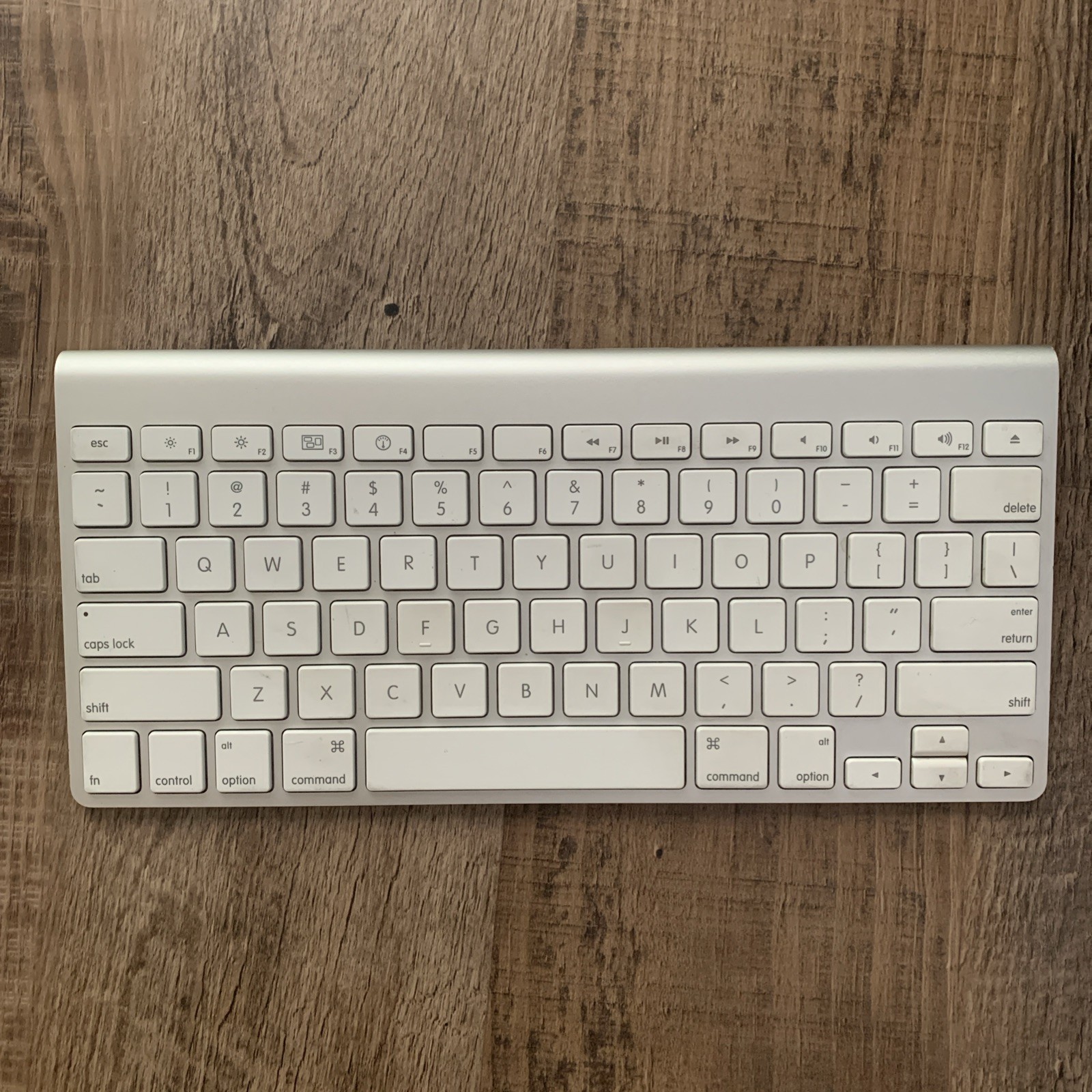 GENUINE Apple Wireless Bluetooth Keyboard A1314 Mac Aluminum Tested Works