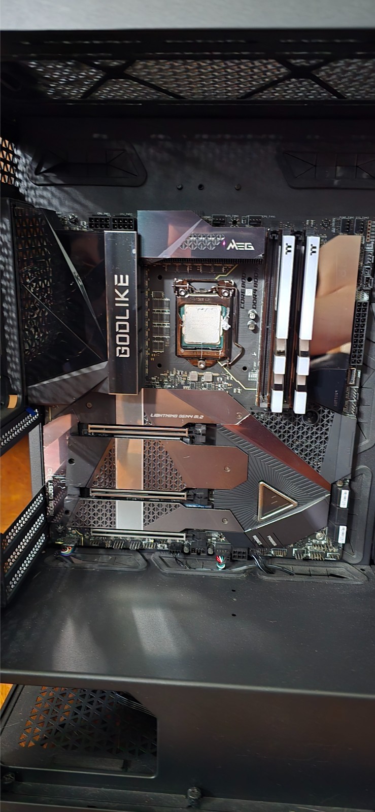 MSI MEG Z590 GODLIKE LGA 1200 Intel Z590