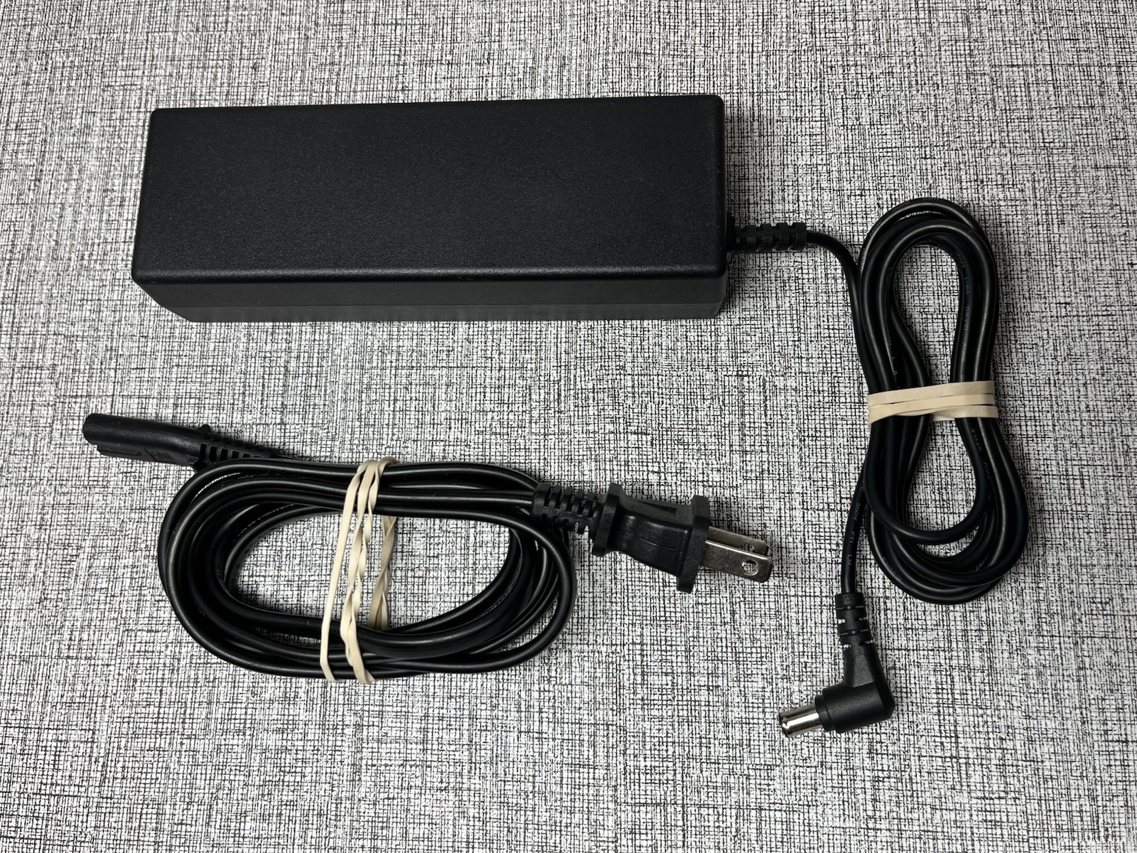 Original Sony ACDP-085E03 Power Adapter Cable Cord