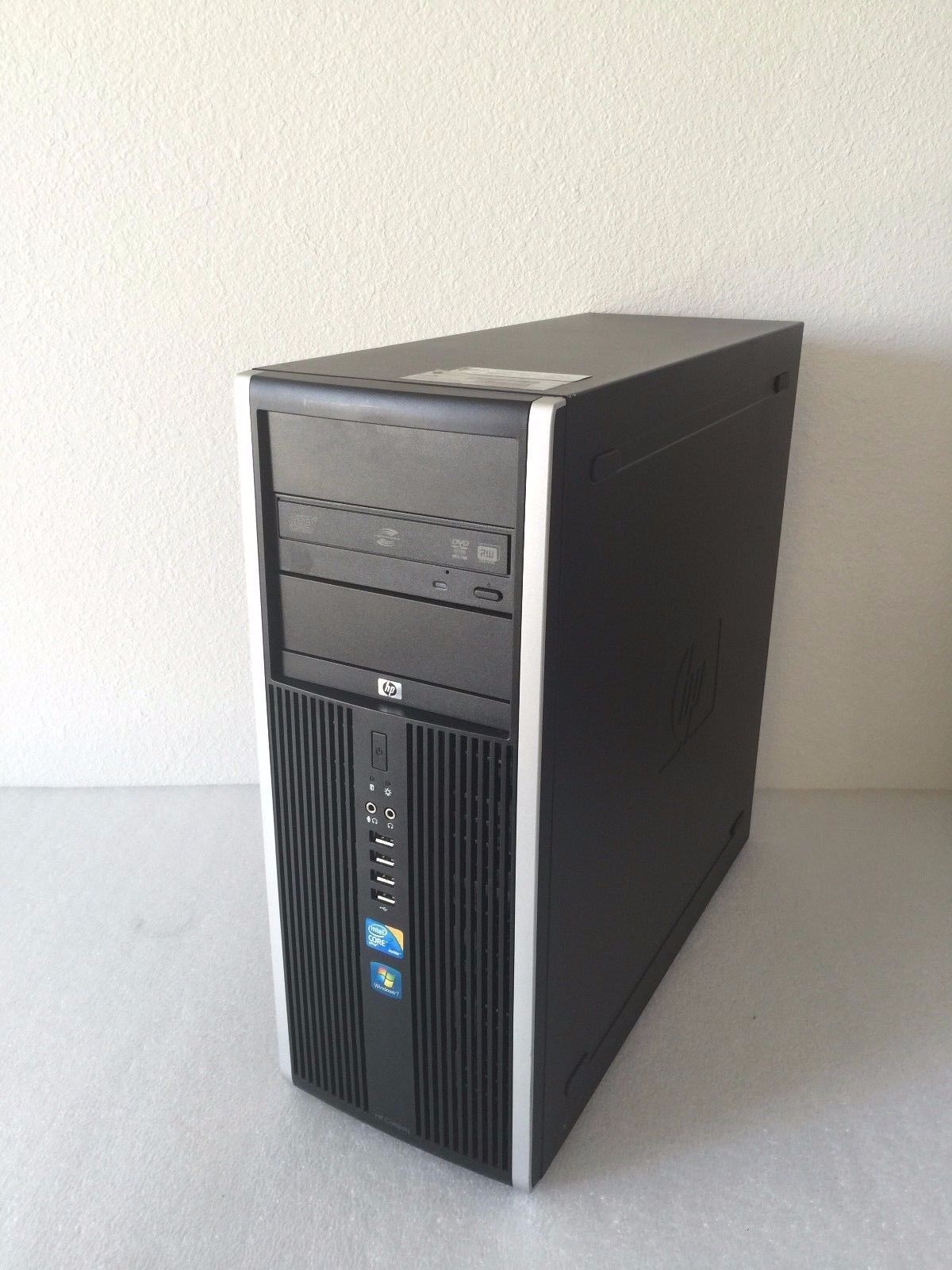 HP 8000 Elite CMT Windows 7pro  64bit C2D 3.0GHz 2GB 250GB DVD/RW WIFI