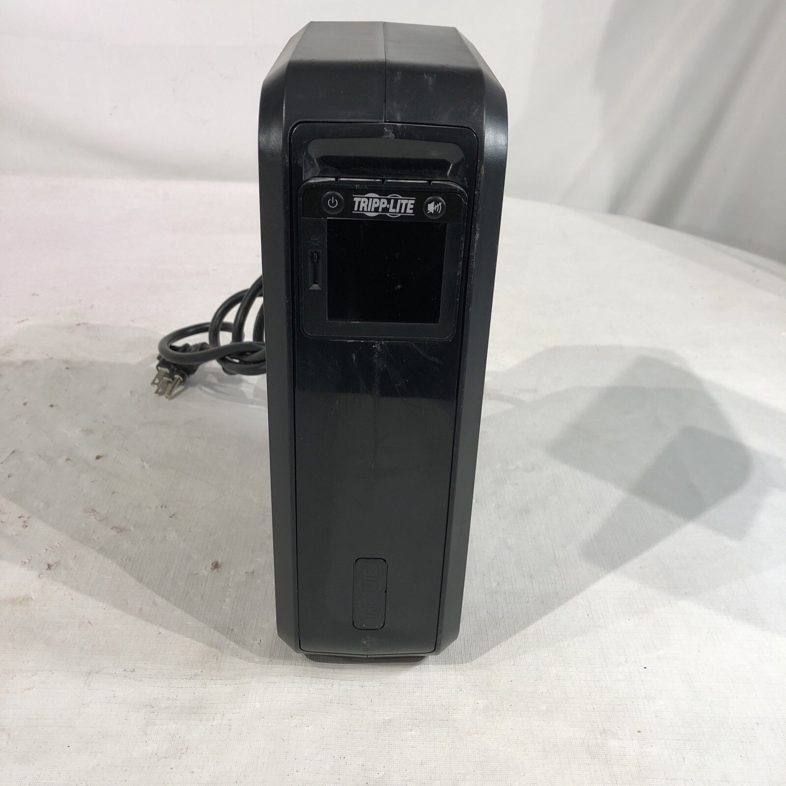 Tripp Lite SMART1500LCD LCD UPS- NO Battery