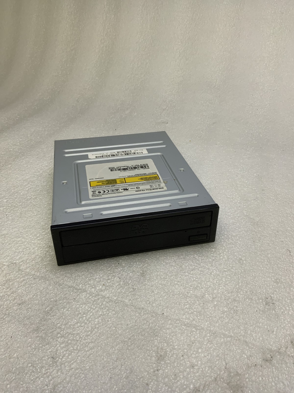 Toshiba Samsung TS-H352C/DELH 16X IDE OEM DVD-ROM Disk Drive