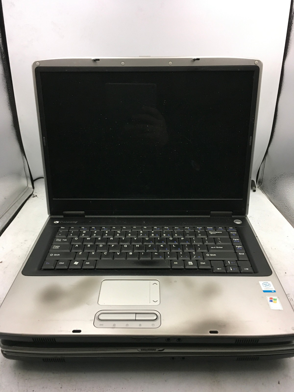 GATEWAY MA2 MX6027 - LOT OF 2 - INTEL CELERON M - NO RAM - READ DESCRIPTION - BB