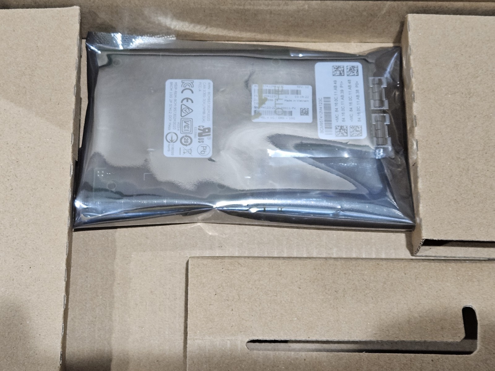 Broadcom BCM957412M4123C Dual-Port 10 Gb