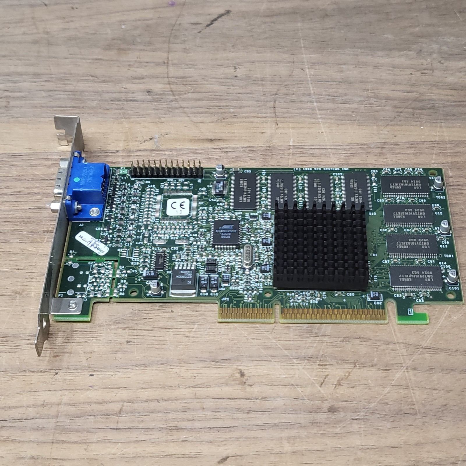 3dfx Voodoo3 2000 16MB AGP Vintage Video Graphics Card STB 210-0364-003