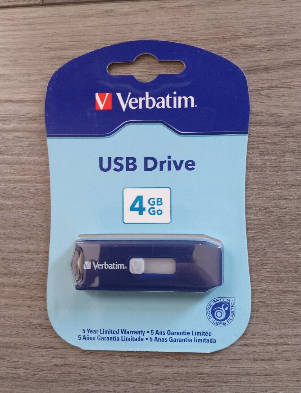 New in Package - Verbatim USB Drive 4 GB Black Memory Thumb Drive New Sealed NIP