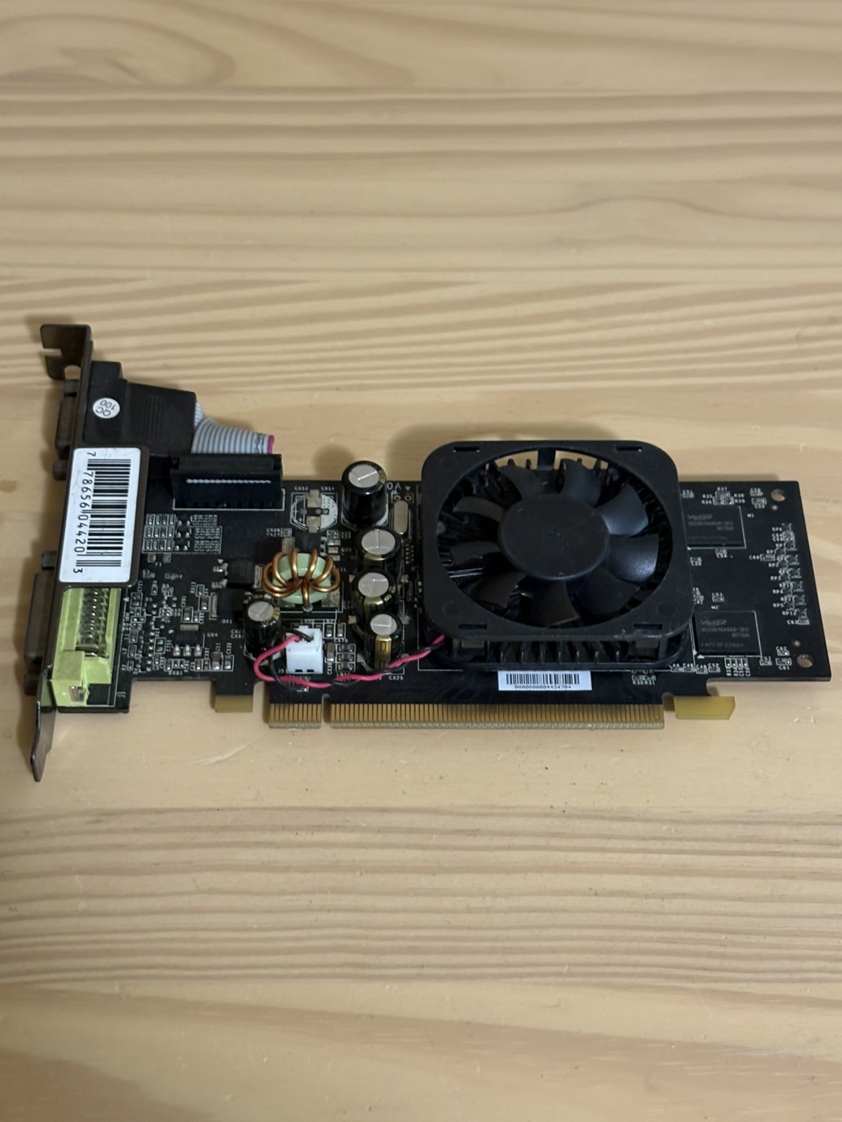 XFX NVIDIA GeForce 8400 GS PV-T86S-WAQG PVT86SYHLG V4.1 IN BOX