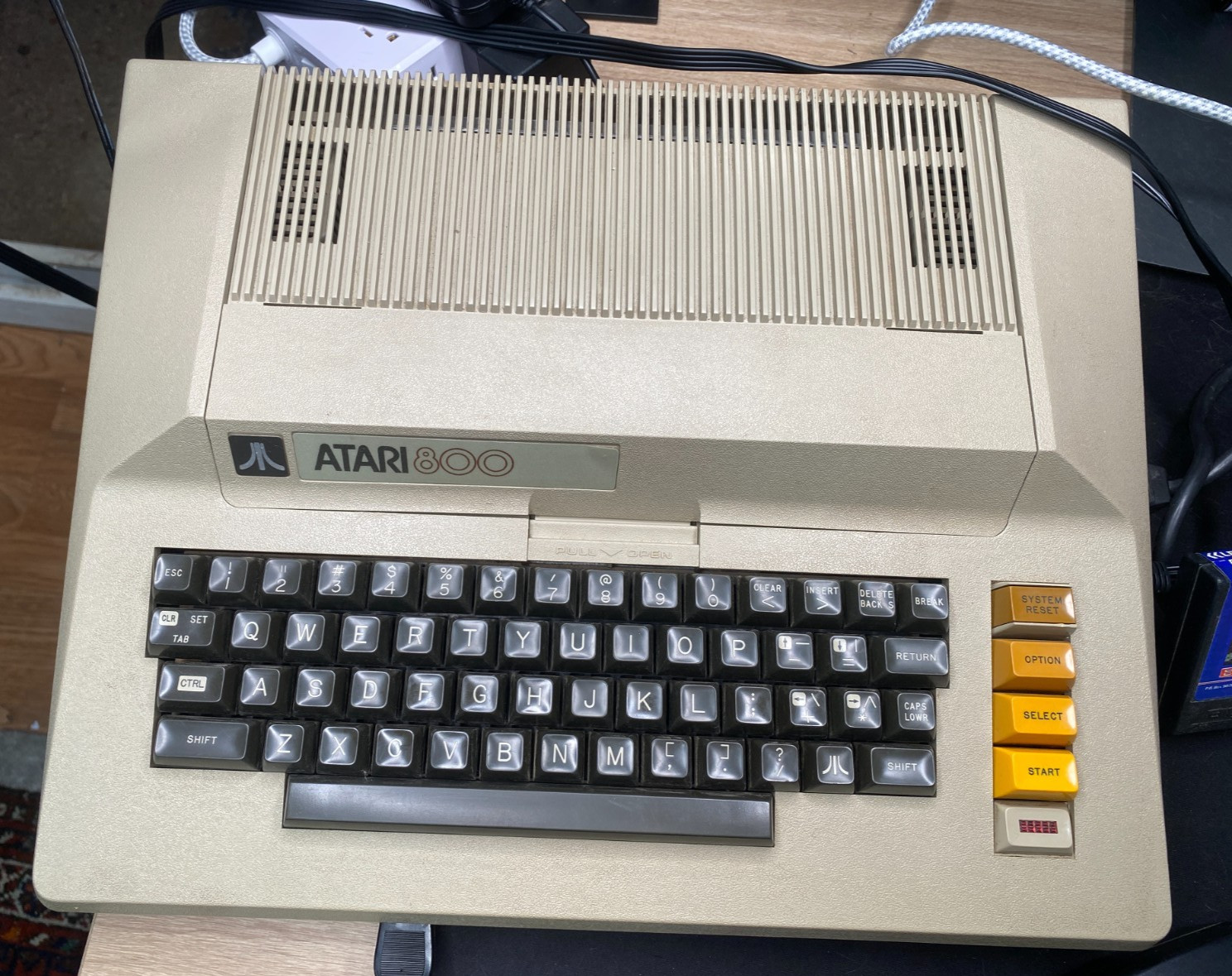 Atari 800 Computer System & Atari 1010 Cassette Unit  - All Works