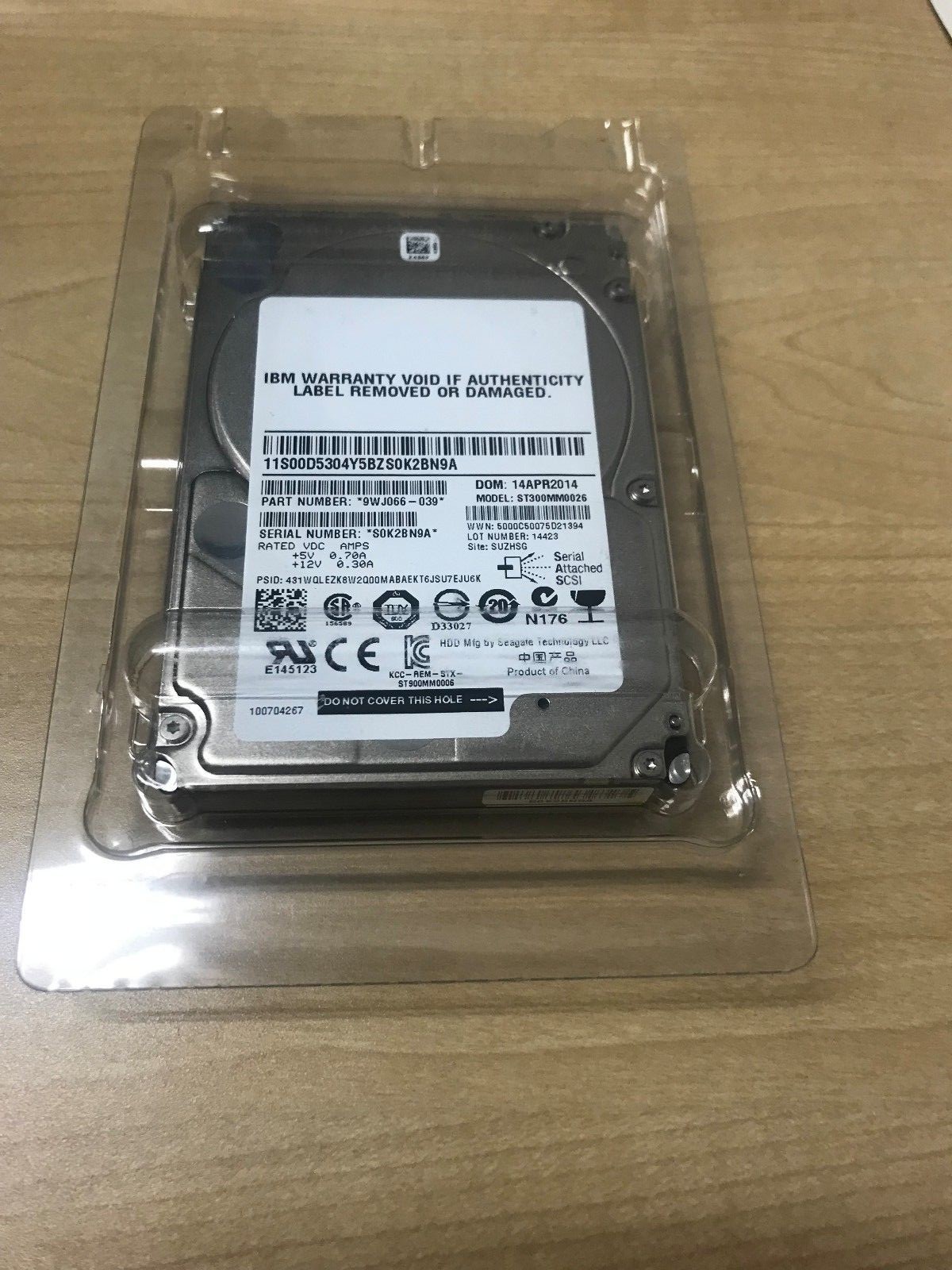 IBM 300GB  64MB 10K rpm 2.5inch SAS Hard Drive SES  ST300MM0026  9wj066-039 NEW