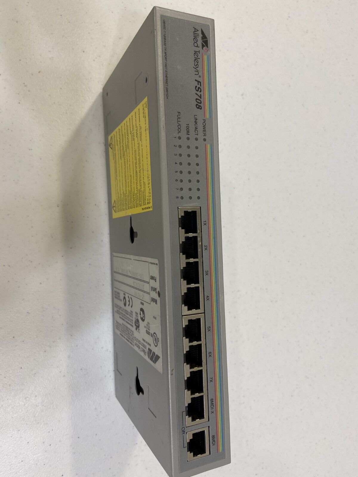 Allied Telesyn FS708 8-Ports 10/100Base-TX Unmanaged Fast Ethernet Switch