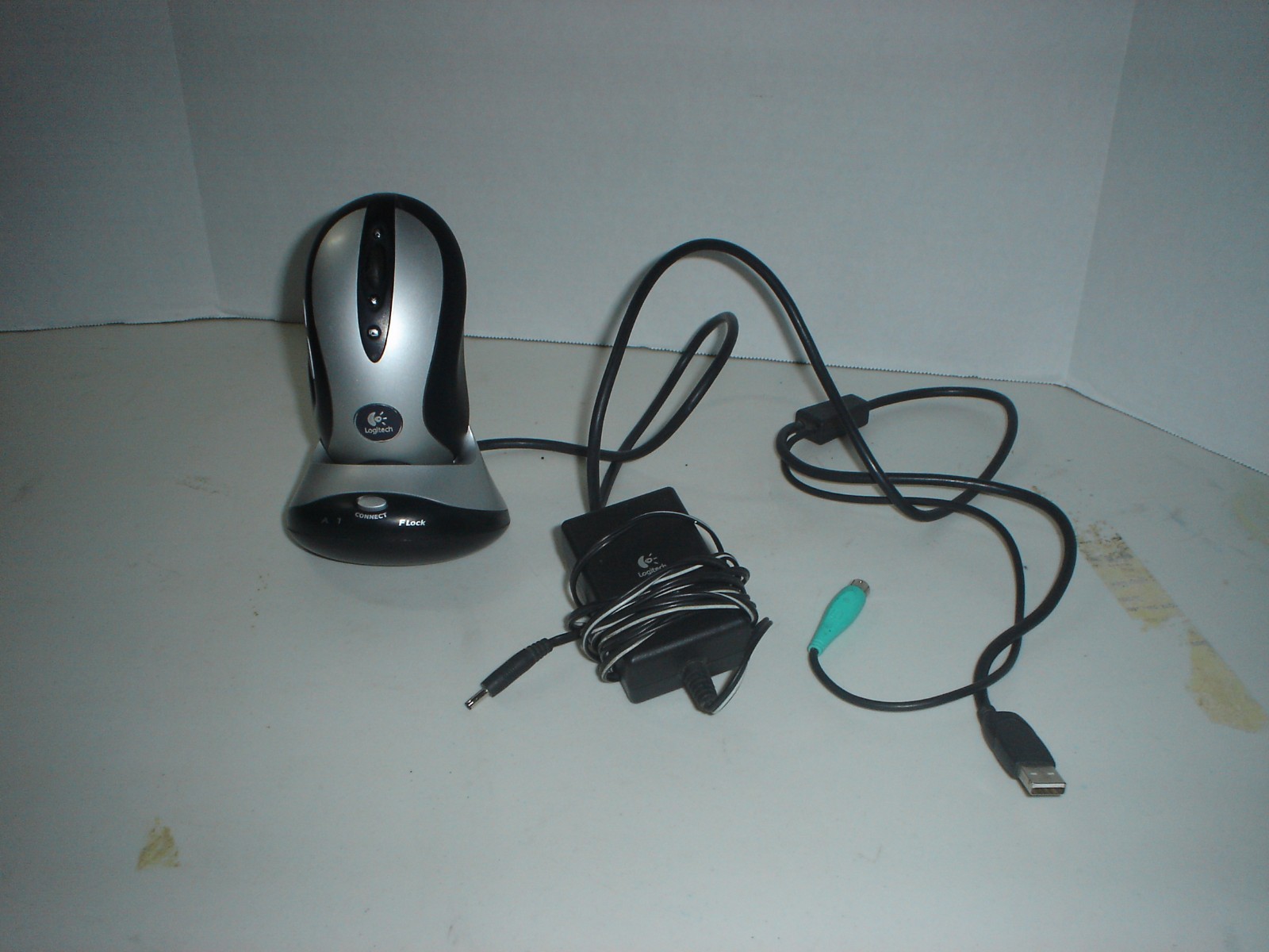 Logitech MX700 Wireless Mouse with Cradle And Charger Brick